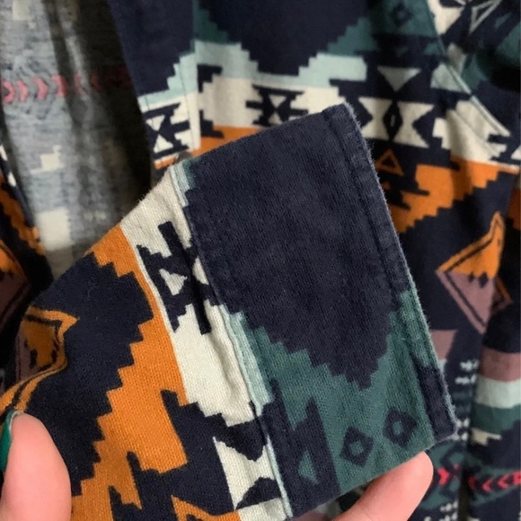 Woolrich Aztec button up❗️ - Picture 3 of 4